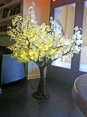 ALBERO A LED CON FOGLIE BIANCHE 170 CM -PRESTIGE-